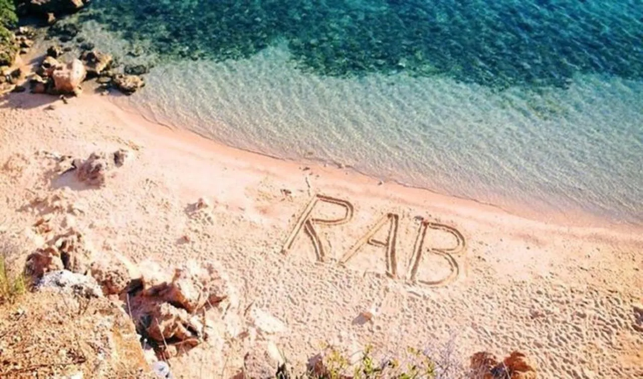 Sunny Rab Apartment With 2 Bedrooms Palit 0*,